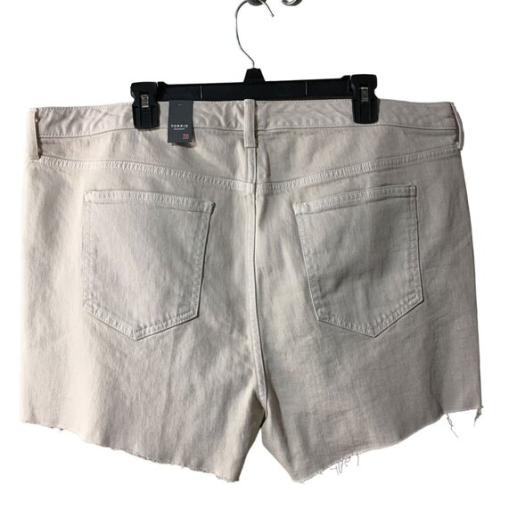 TORRID TAN DENIM CUT OFF SHORTS WOMENS SIZE 20 NWT - Picture 2 of 5